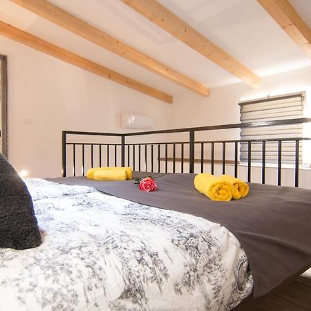 Moet With Garden Apartment Пула Екстериор снимка